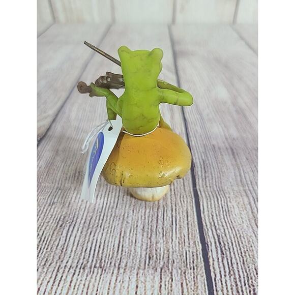 Top Collection #4010 Frog Playing Fiddle On Mushroom Figurine Top Land Trading - Picture 4 of 9